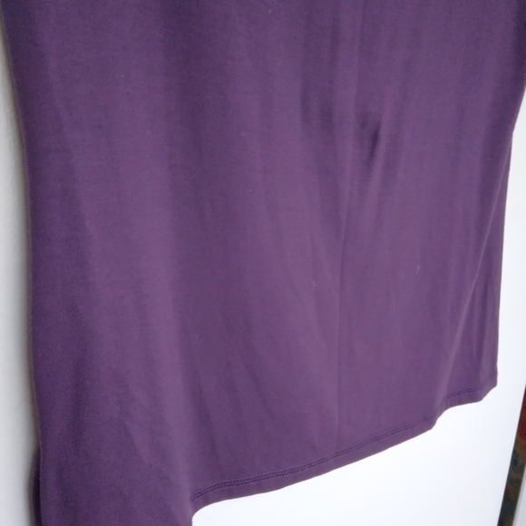 NEW Women's Purple Short Sleeve Blouse - Picture 3 of 6
